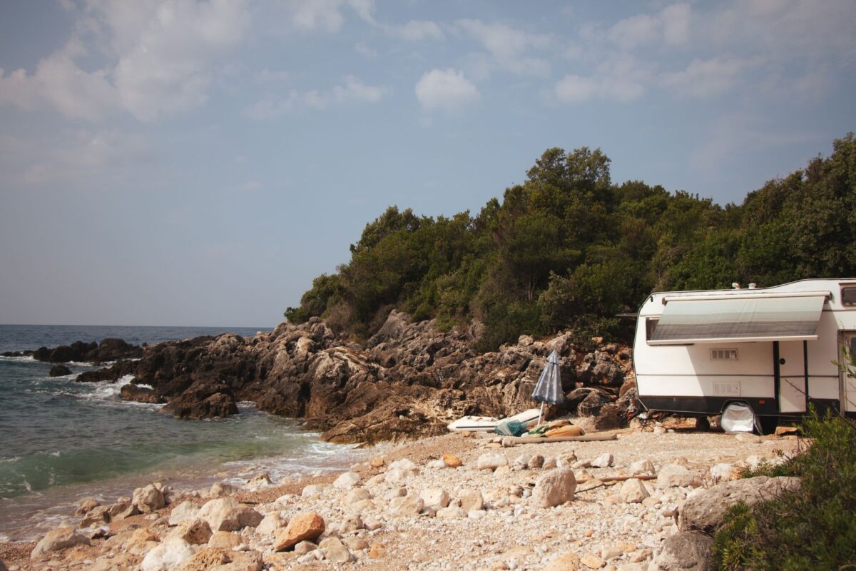 aire camping car horaires conditions panneaux