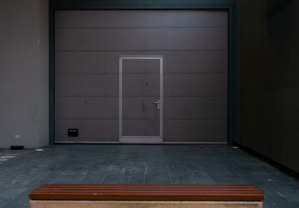 tarifs porte garage basculante sectionnelle modèle